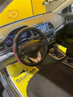 هیوندای ئەلەنترا